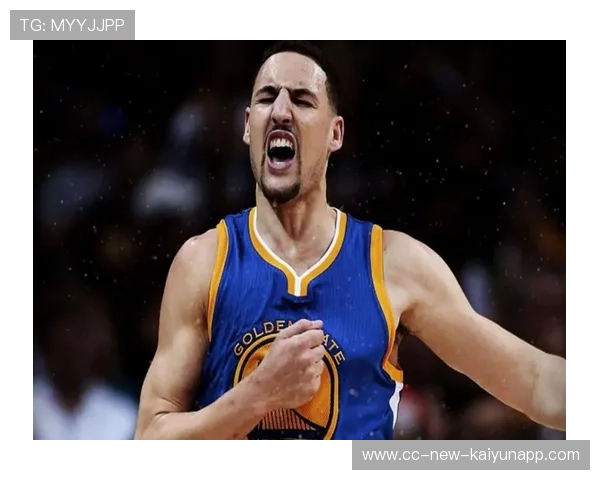 球场“固若金汤”的防守典范：不可逾越的后卫线，得分后卫防守站位