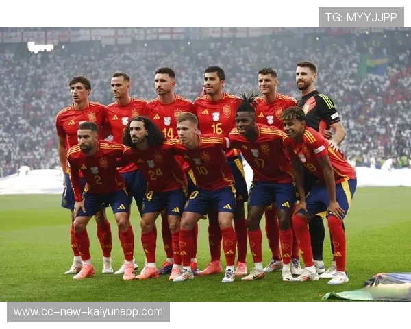 西班牙队内氛围积极，团结一心冲金，西班牙球队队徽大全